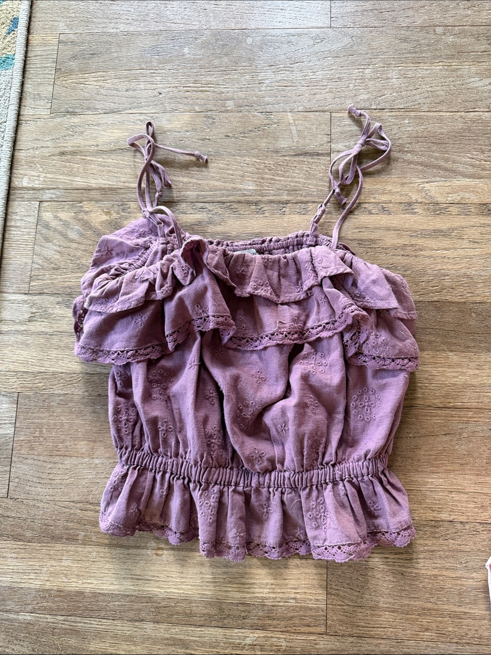 Women’s Ruffle Eyelet Cropped Tank Top - Dusty Mauve
